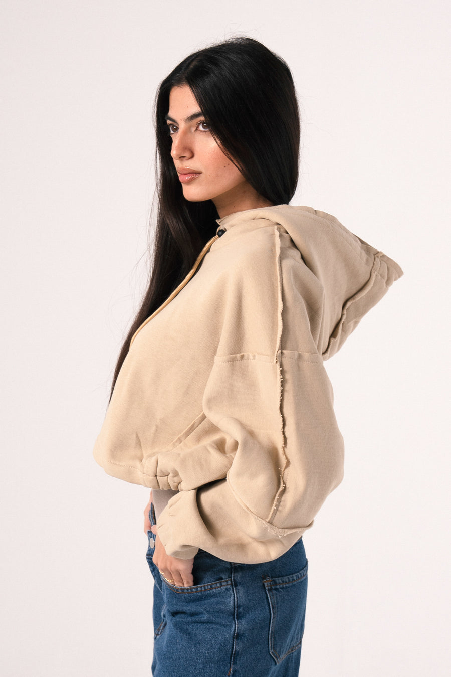 Cropped Hoodie in Beige