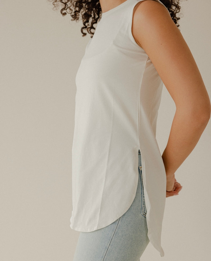 Essential Sleeveless Basic in White