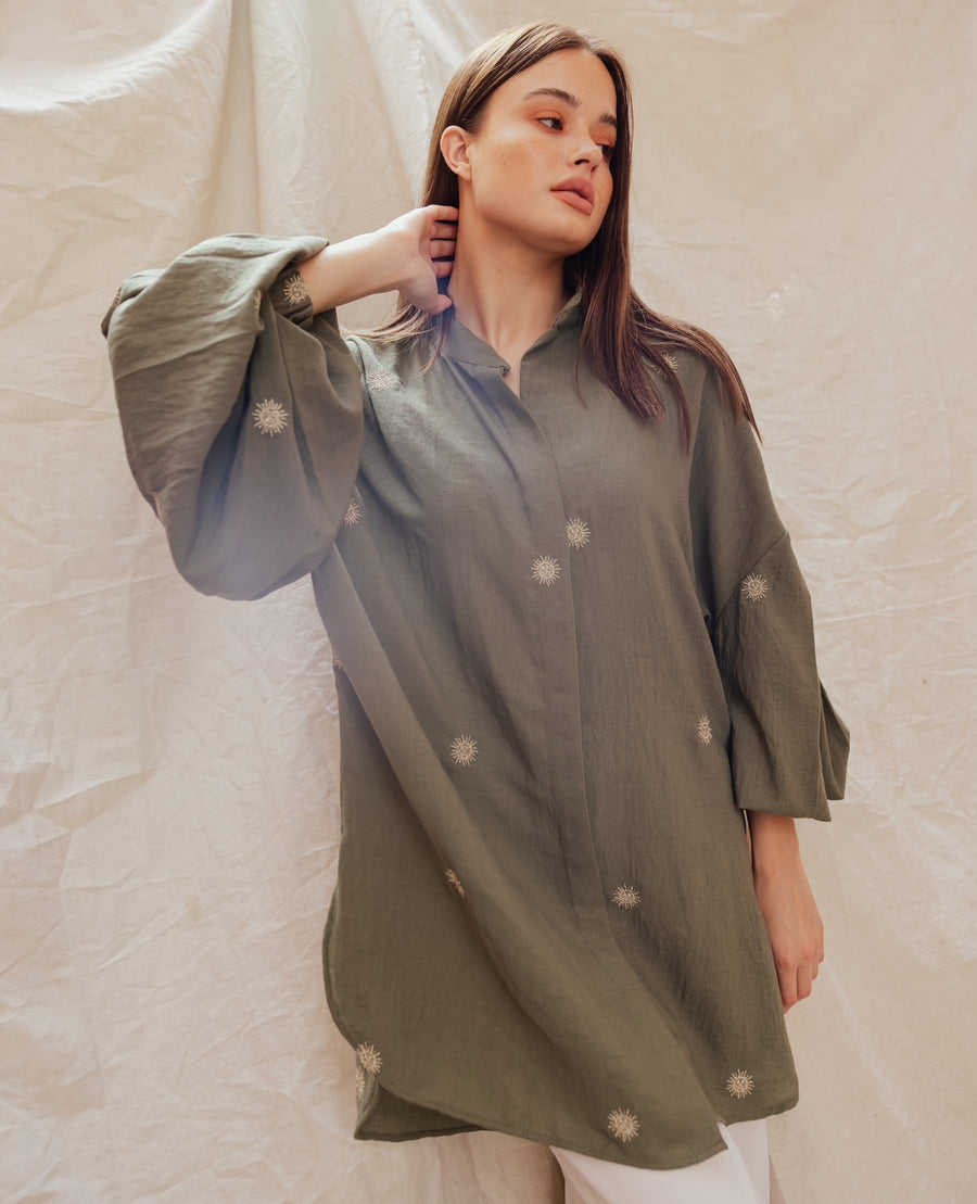 Puffy Sun Shirt in Olive