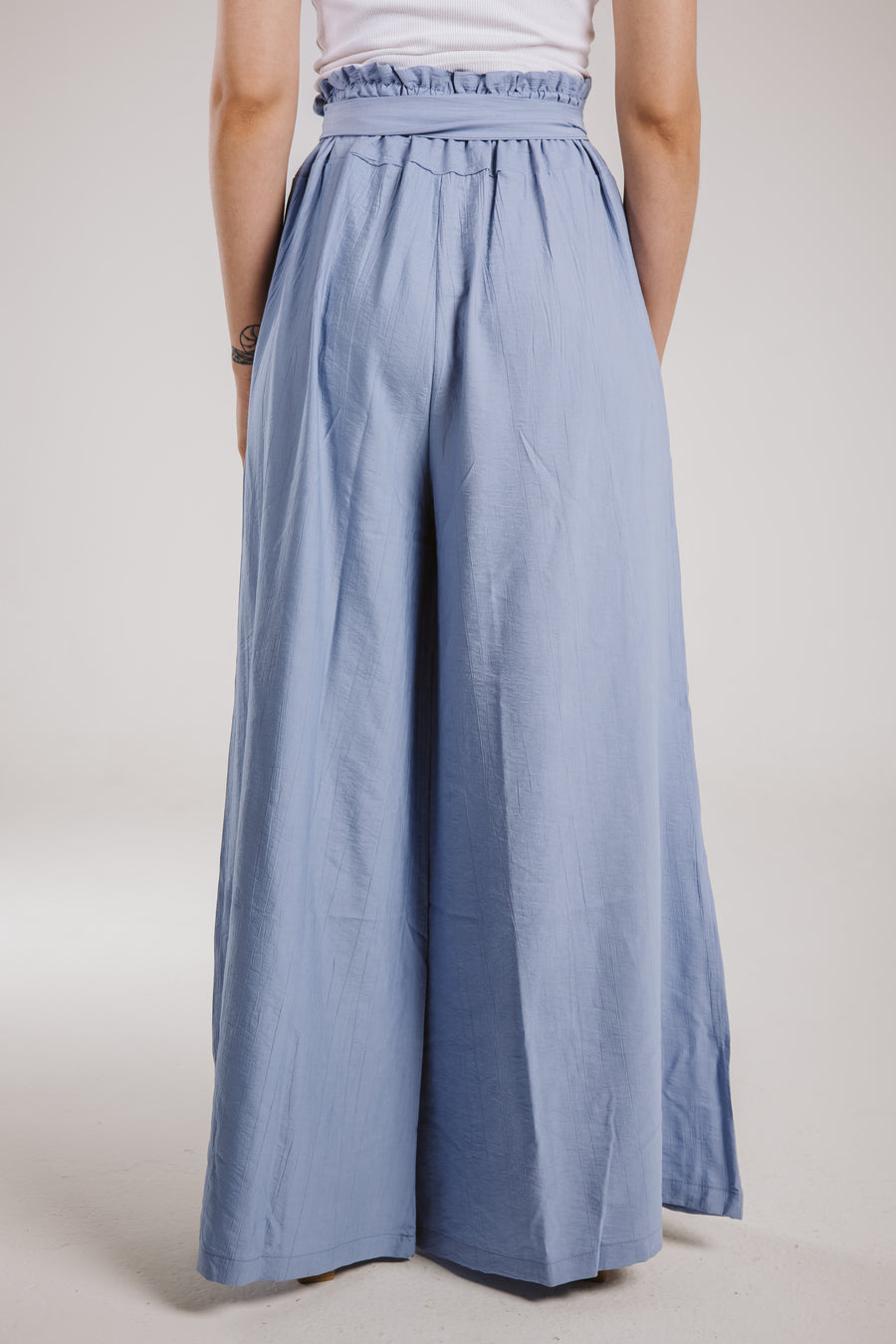 High-Rise Wide Pants in Light-Blue