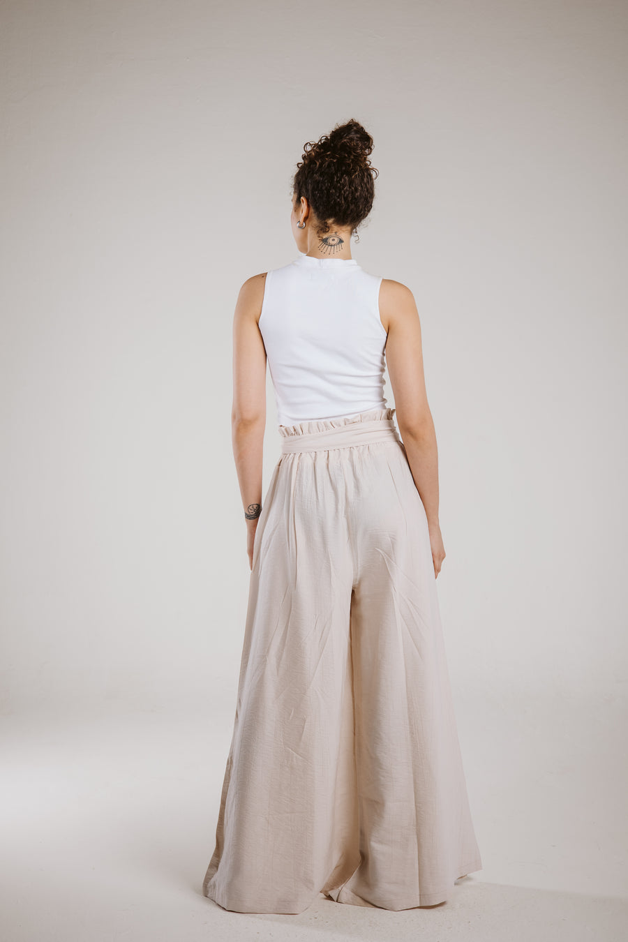 High-Rise Wide Pants in Nude