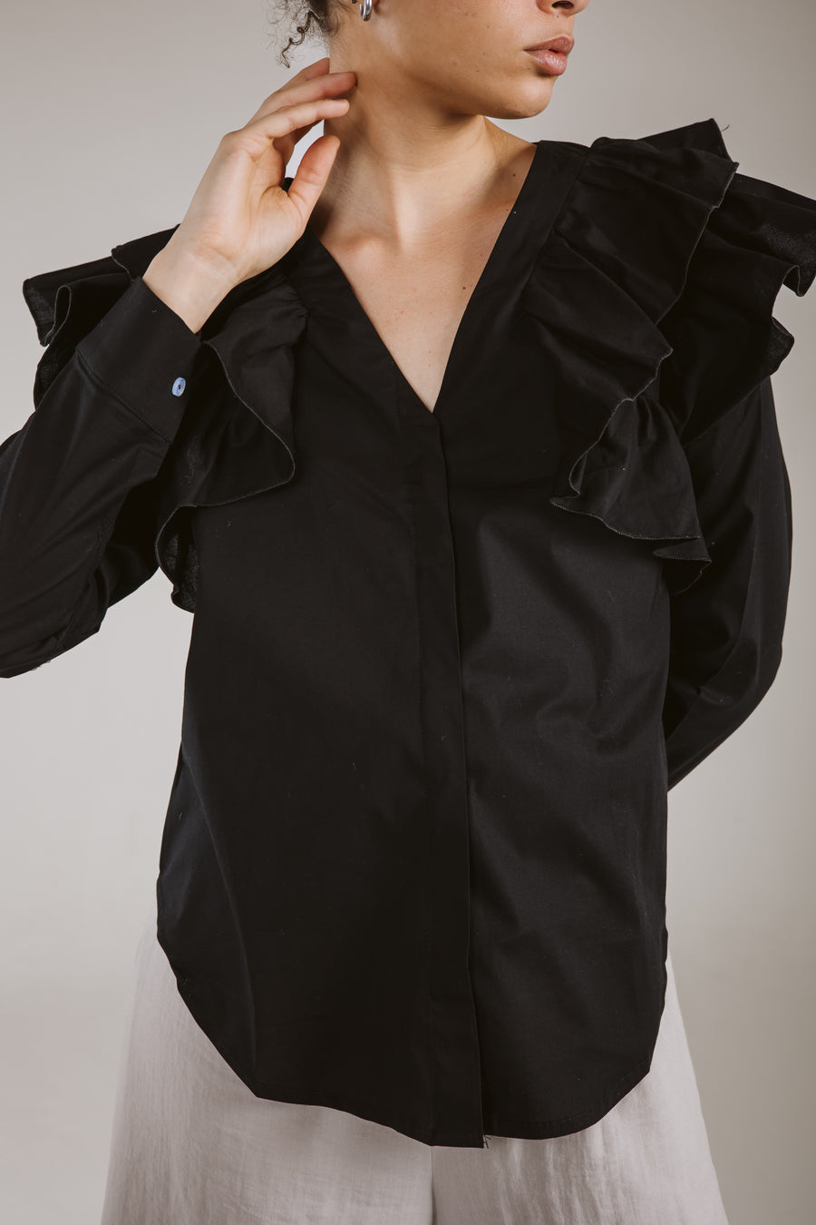 Ruffle Shirt in Black