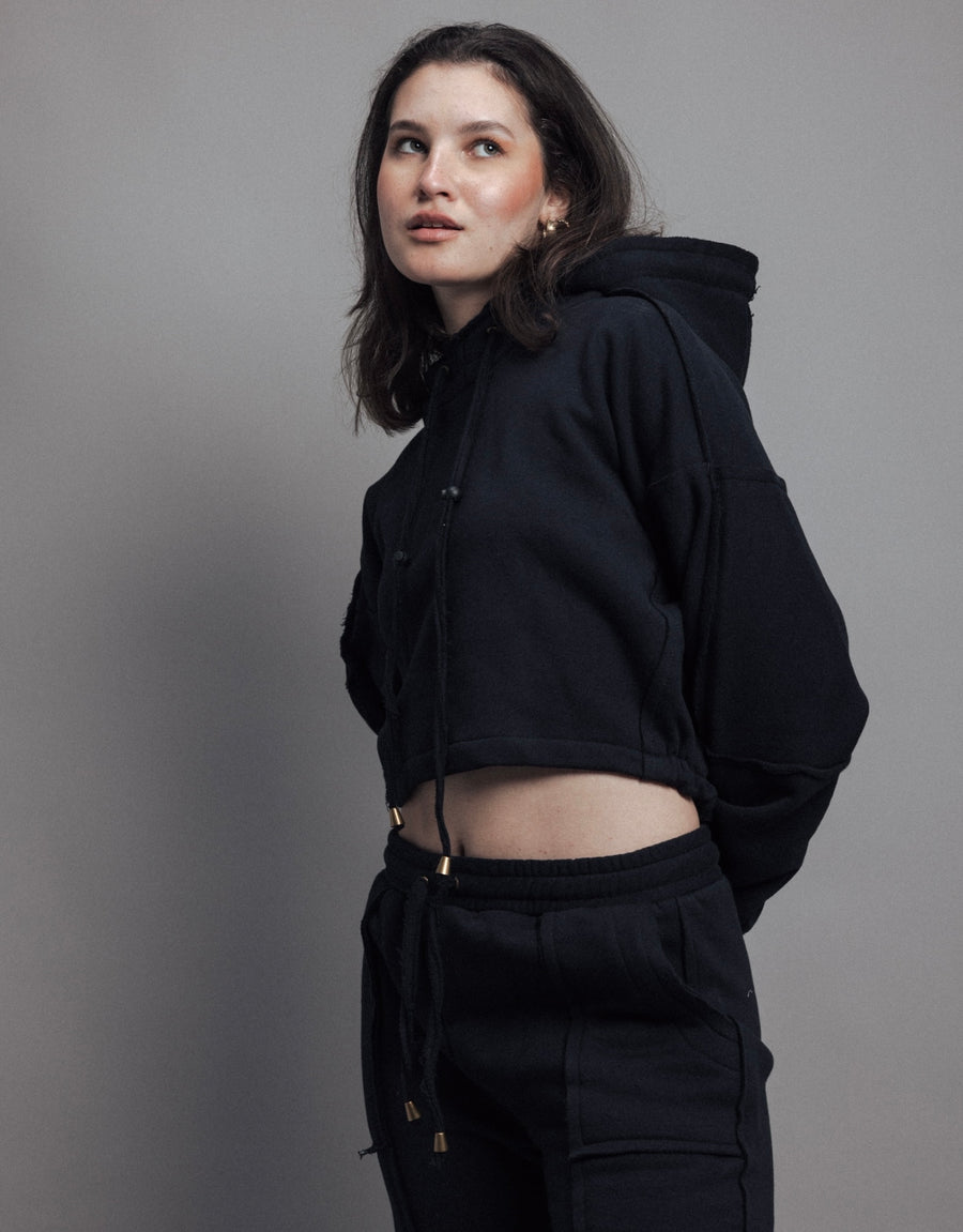 Cropped Hoodie in Black